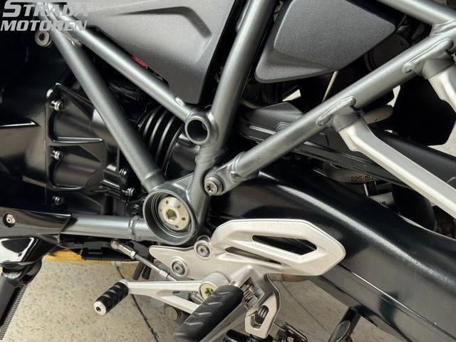 bmw - r-1200-rs