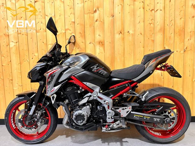 kawasaki - z900