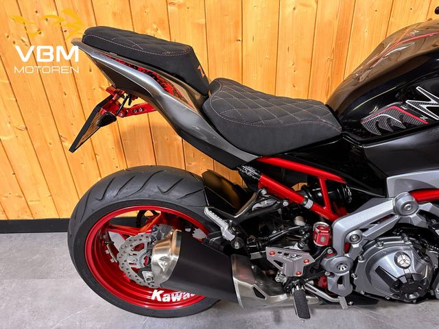 kawasaki - z900