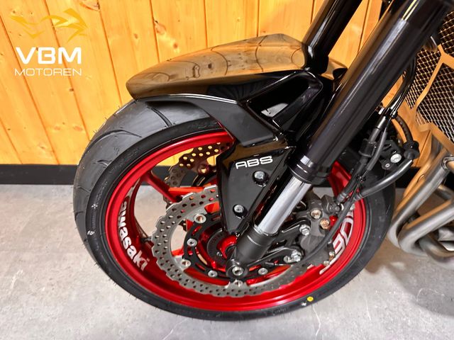 kawasaki - z900