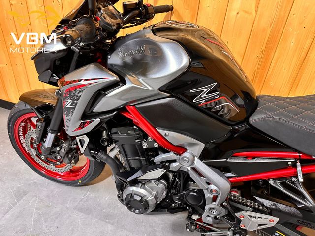 kawasaki - z900