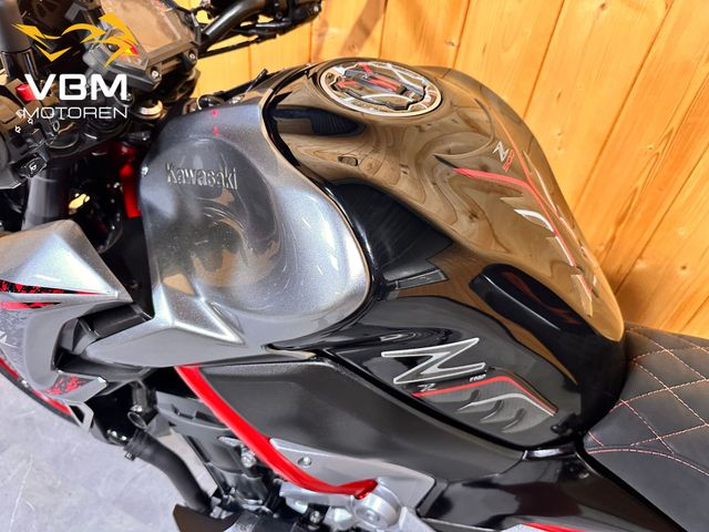 kawasaki - z900