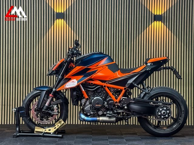 ktm - 1290-super-duke-r