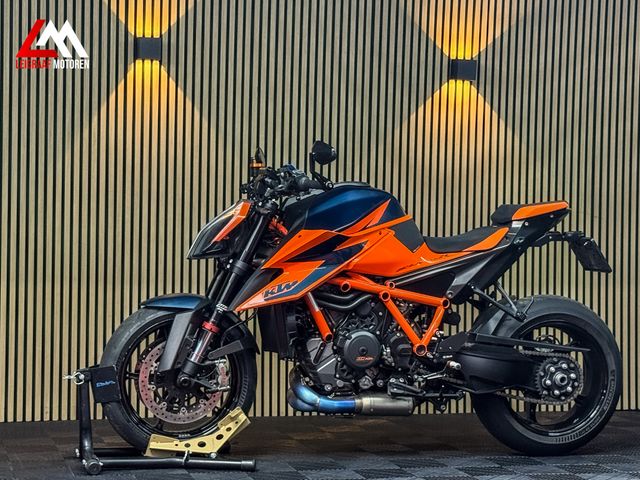 ktm - 1290-super-duke-r