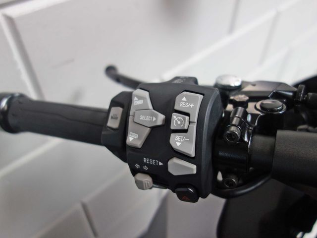kawasaki - ninja-1000sx