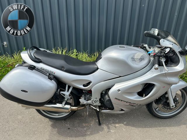 triumph - sprint-st-955