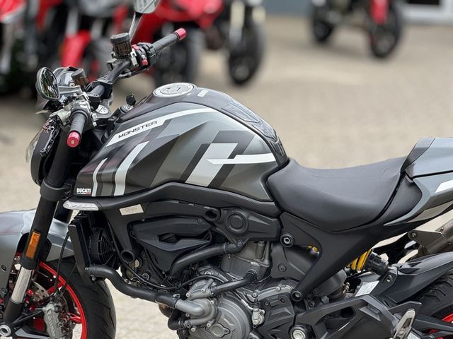 ducati - monster