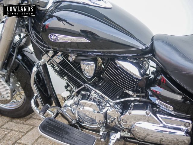 yamaha - xvs-1100-dragstar