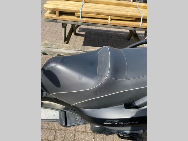 piaggio - mp3-500-lt-sport