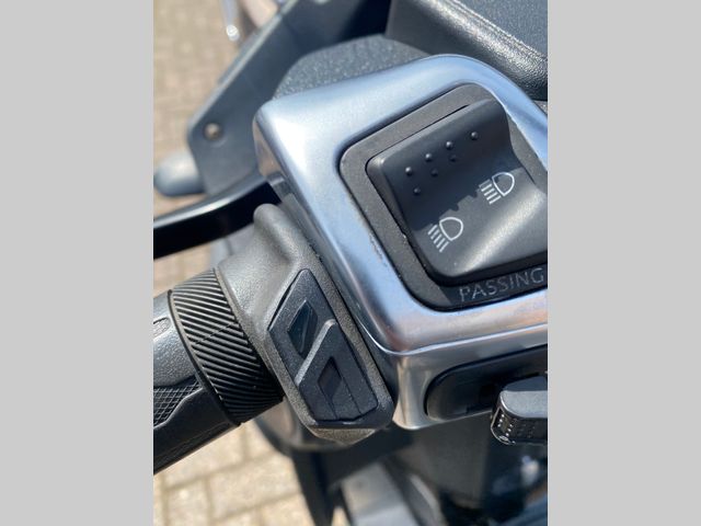 piaggio - mp3-500-lt-sport