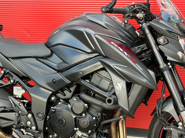 suzuki - gsx-s-750-a