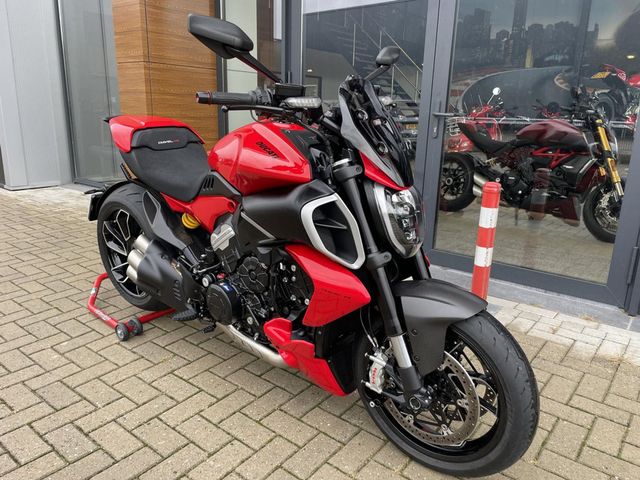 ducati - diavel-v4