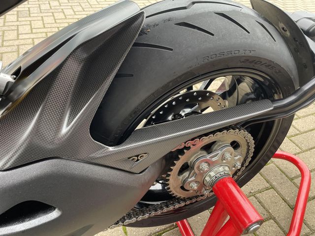 ducati - diavel-v4