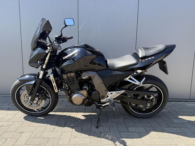 kawasaki - z-750
