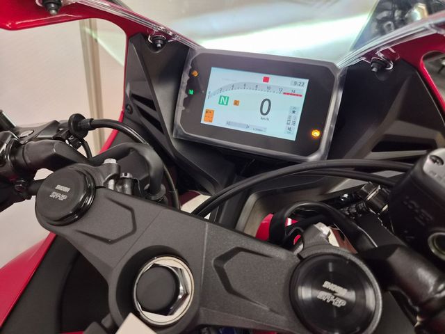 honda - cbr-650-r