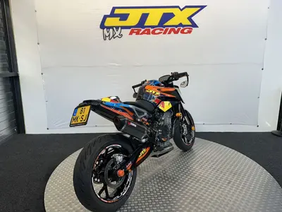 KTM 790 DUKE L – foto 4