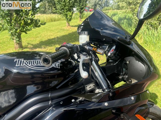 triumph - daytona-955i
