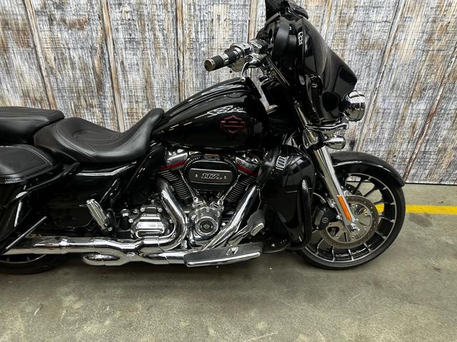 harley-davidson - cvo-streetglide-117