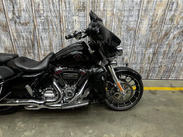 harley-davidson - cvo-streetglide-117