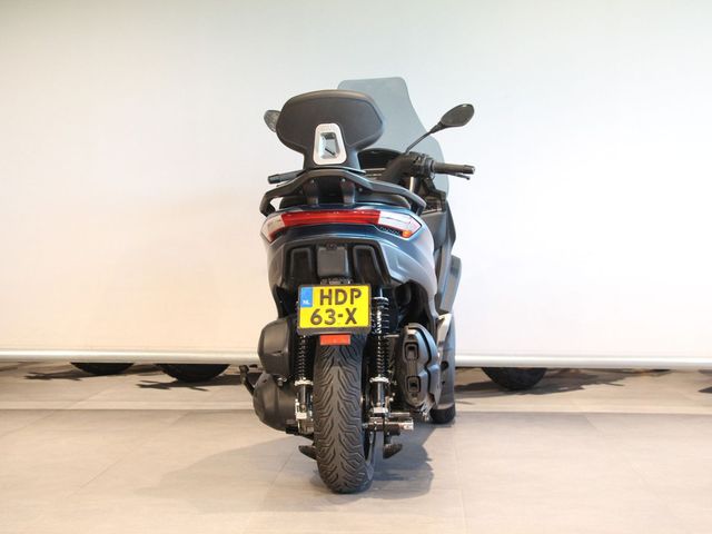 piaggio - mp3-530-hpe-advance-exlusive