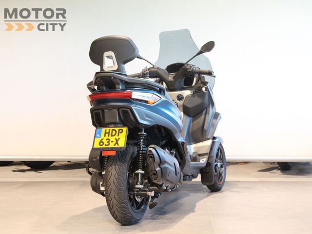 piaggio - mp3-530-hpe-advance-exlusive