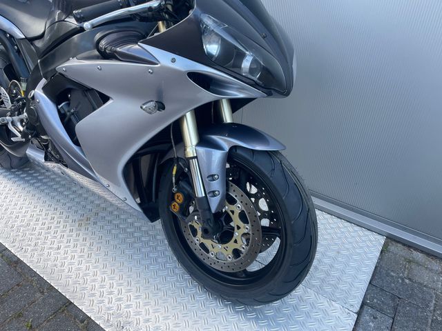 yamaha - yzf-r1