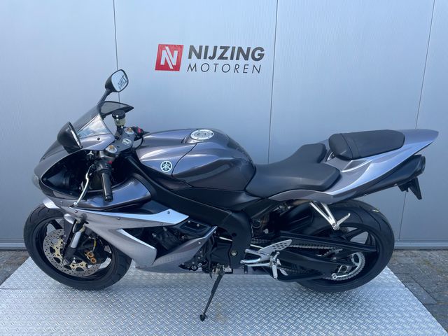 yamaha - yzf-r1