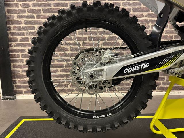 triumph - tr-450-x-rc