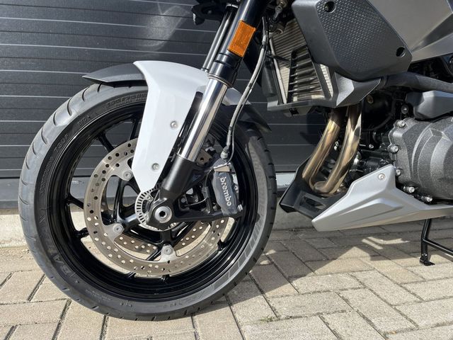 bmw - f-900-xr