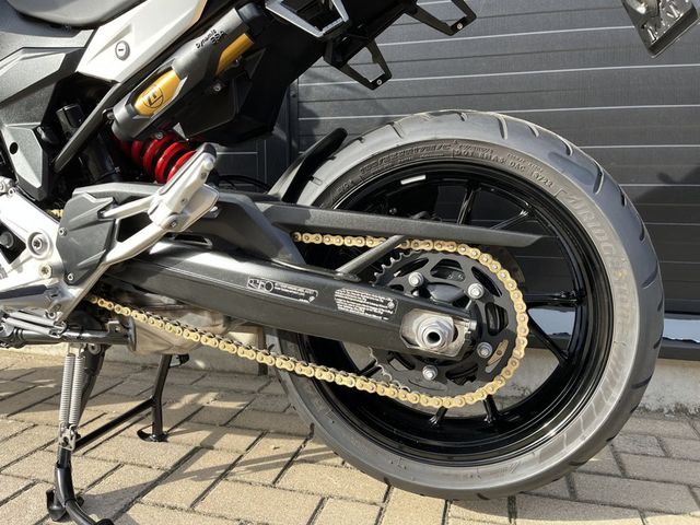 bmw - f-900-xr