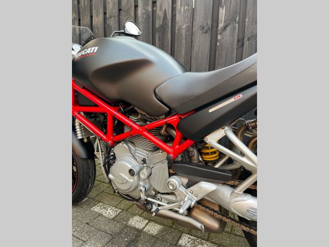 ducati - m-s2r-1000