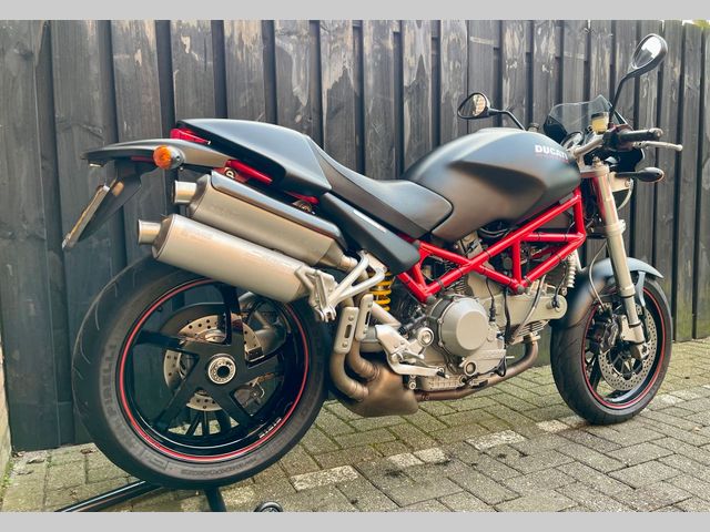 ducati - m-s2r-1000