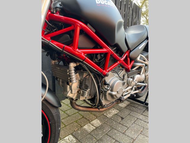 ducati - m-s2r-1000
