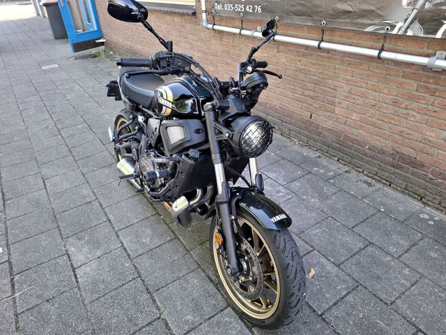 yamaha - xsr-700