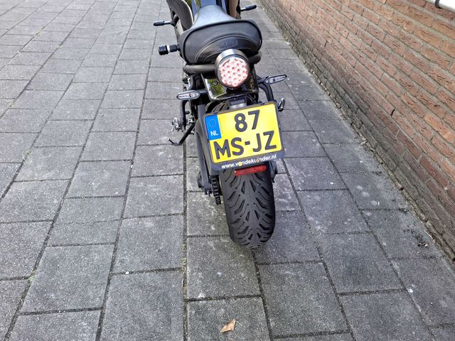 yamaha - xsr-700