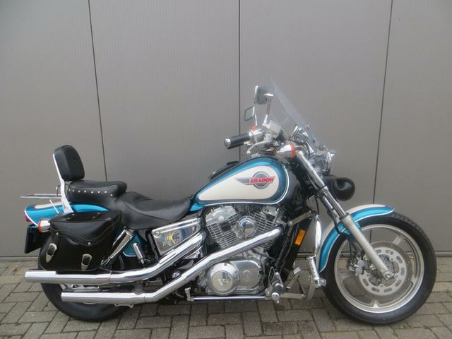 honda - vt-1100-c-shadow