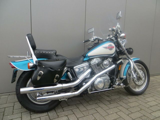 honda - vt-1100-c-shadow