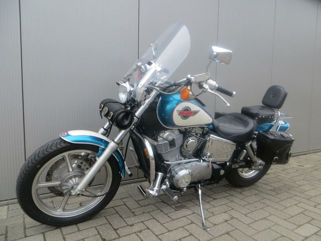 honda - vt-1100-c-shadow