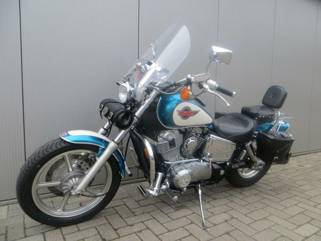 honda - vt-1100-c-shadow