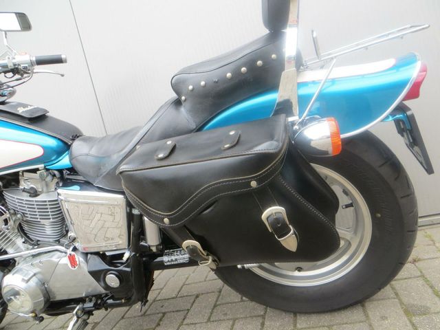 honda - vt-1100-c-shadow