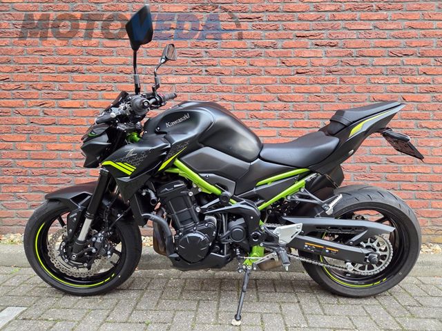 kawasaki - z900