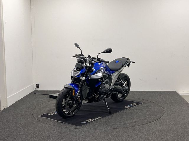 bmw - r-1300-r