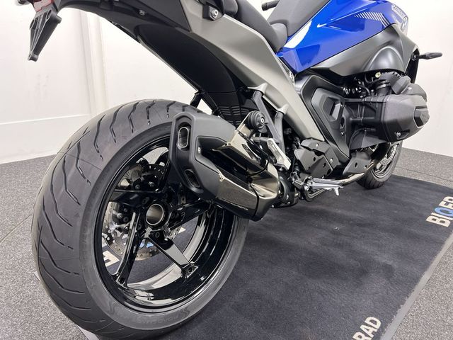 bmw - r-1300-r