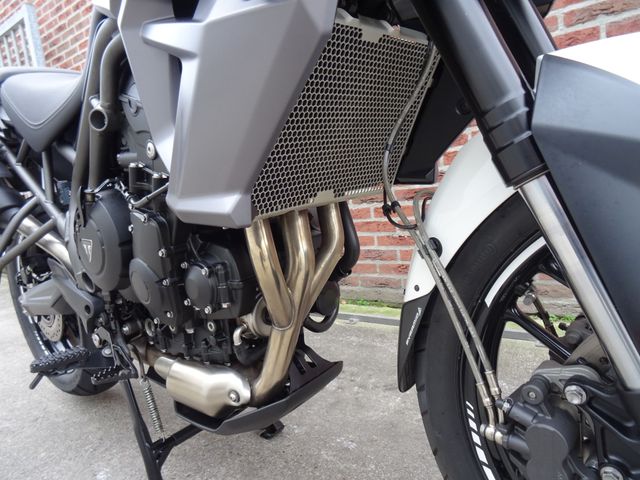 triumph - tiger-800-xrt