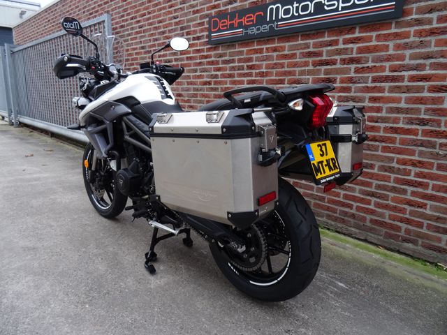 triumph - tiger-800-xrt