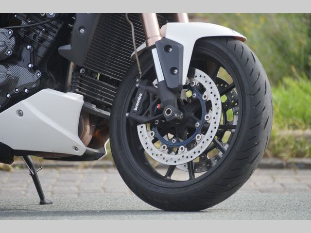 triumph - speed-triple