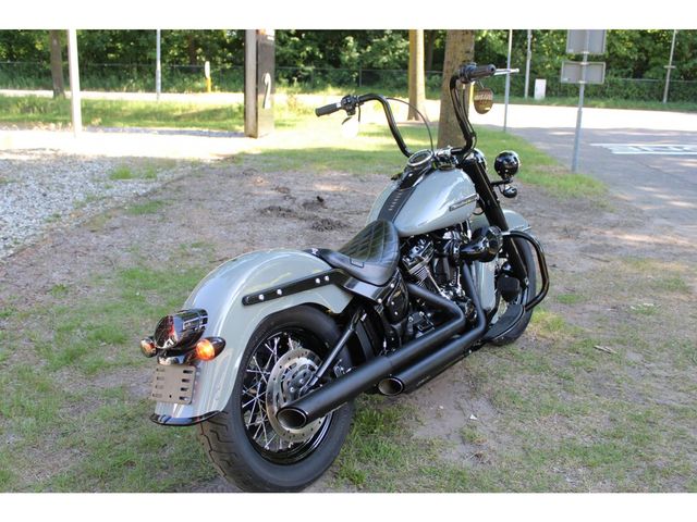 harley-davidson - heritage-softail-classic-107-flhcs