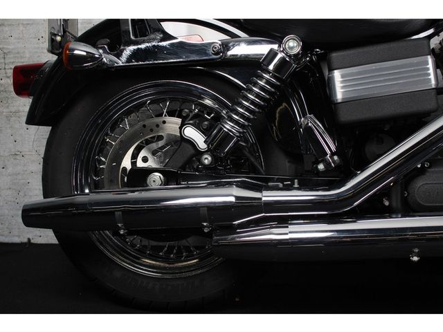 harley-davidson - street-bob-fxdbi-dyna