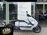 BMW CE 04