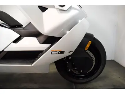 BMW CE 04 – foto 2